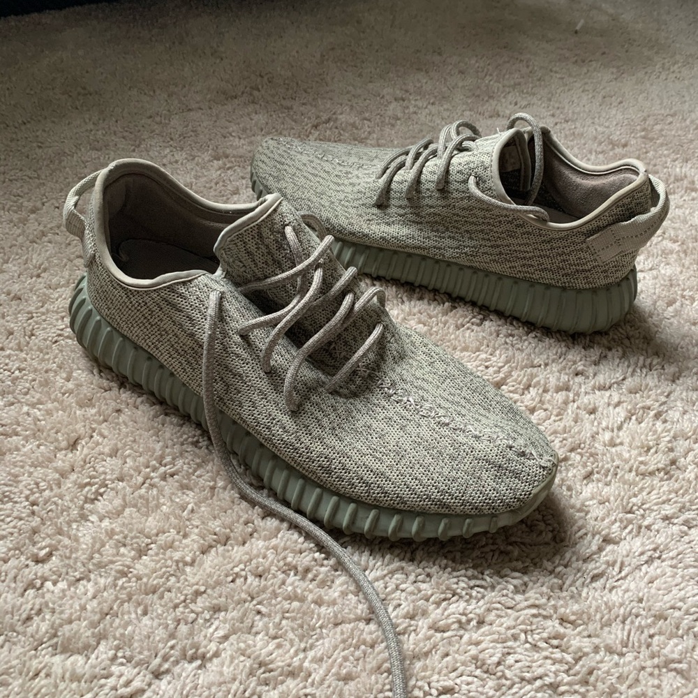 Yeezy 350 moon rock